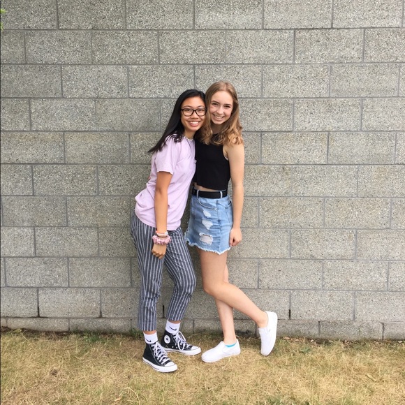 Meet your Posher, Ellie - Picture 2 of 4